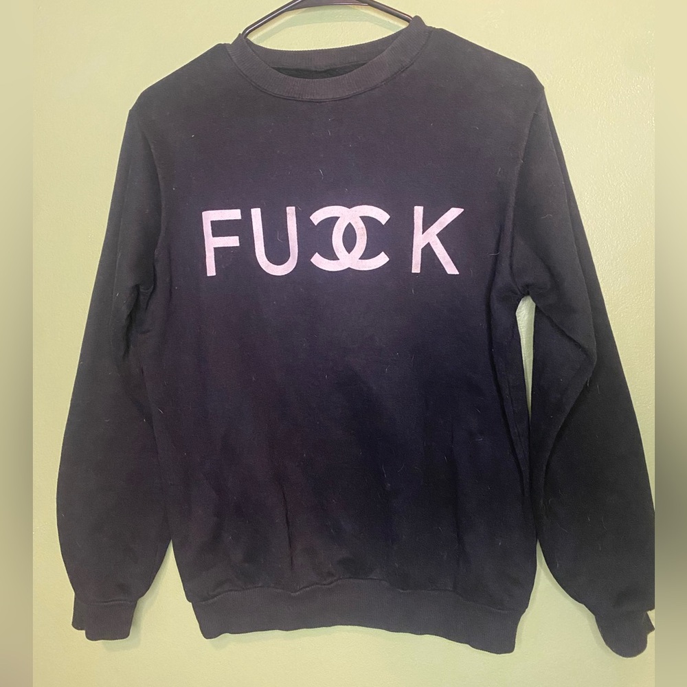 Crewneck sweatshirt